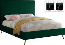 Courtney Full Bed In Green Velvet by Meridian Furniture